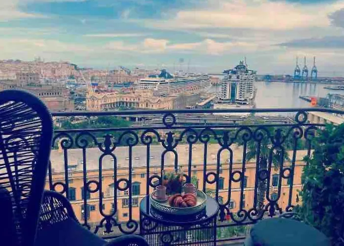 Lejlighed Historic Miramare Palace *